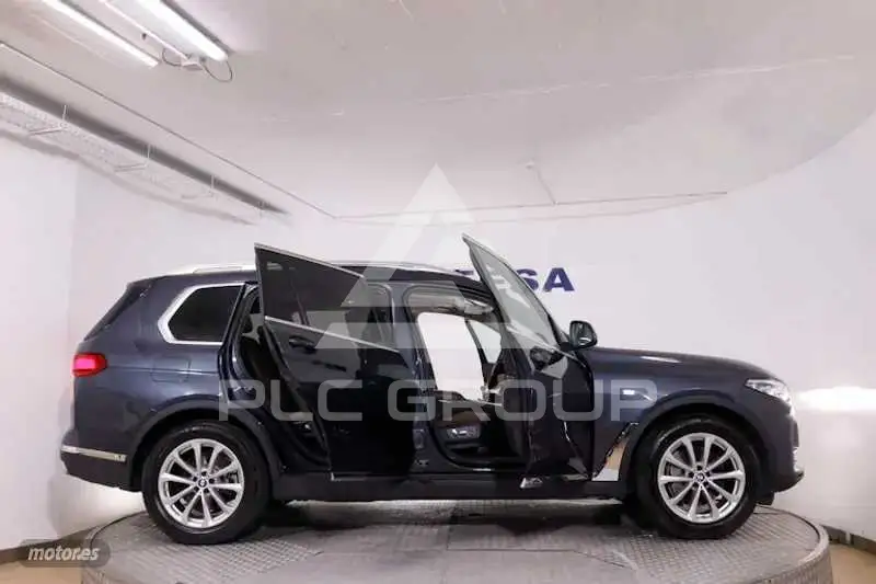 2021 BMW X7