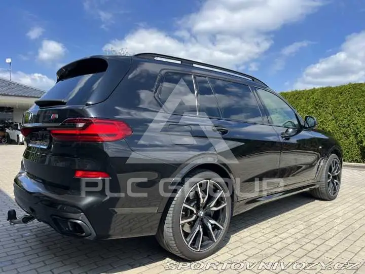 2021 BMW X7