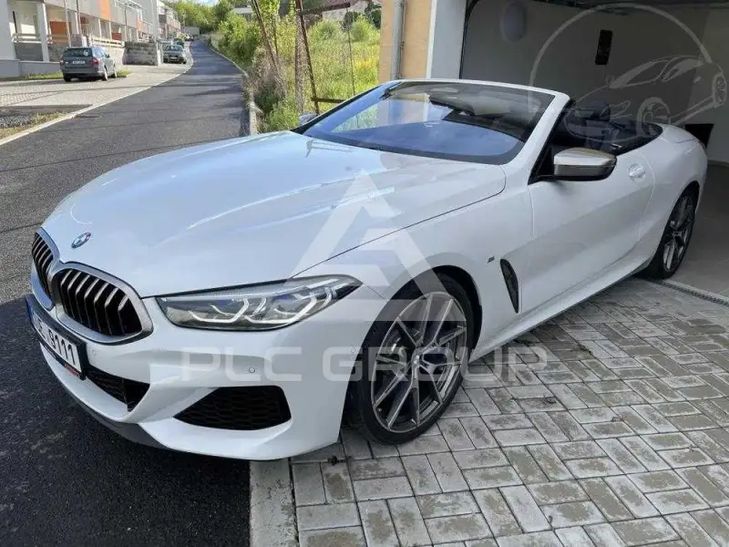 2021 BMW M8