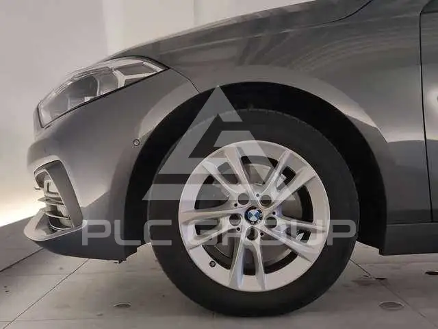 2021 BMW 120