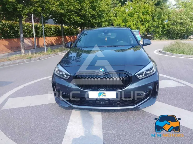 2021 BMW 120
