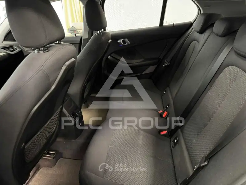 2021 BMW 120