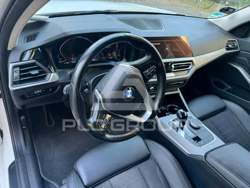 2021 BMW 120