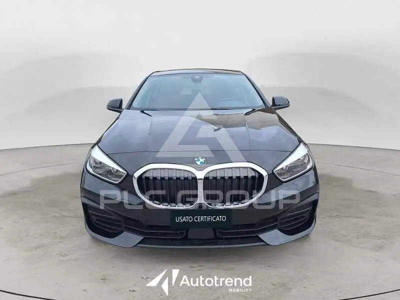 2021 BMW 120