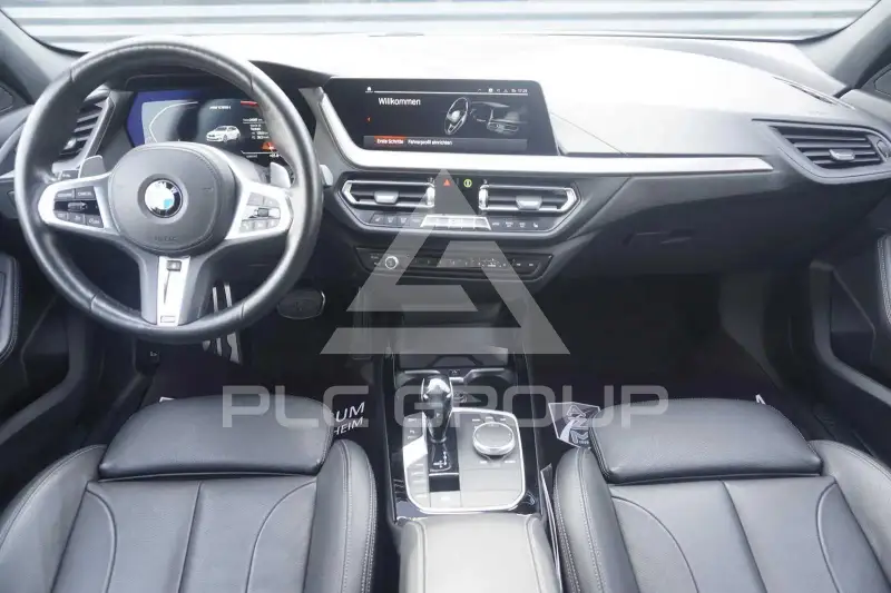 2021 BMW 120