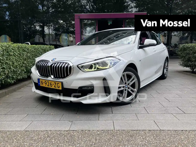 2021 BMW 120