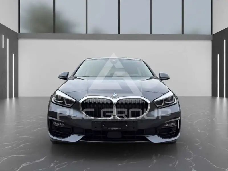 2021 BMW 120