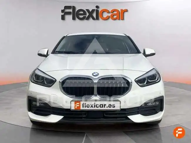 2021 BMW 120
