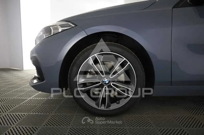 2021 BMW 120