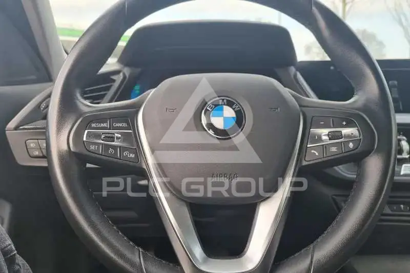 2021 BMW 120