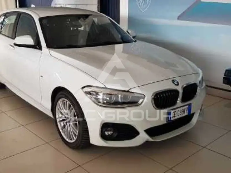 2021 BMW 120