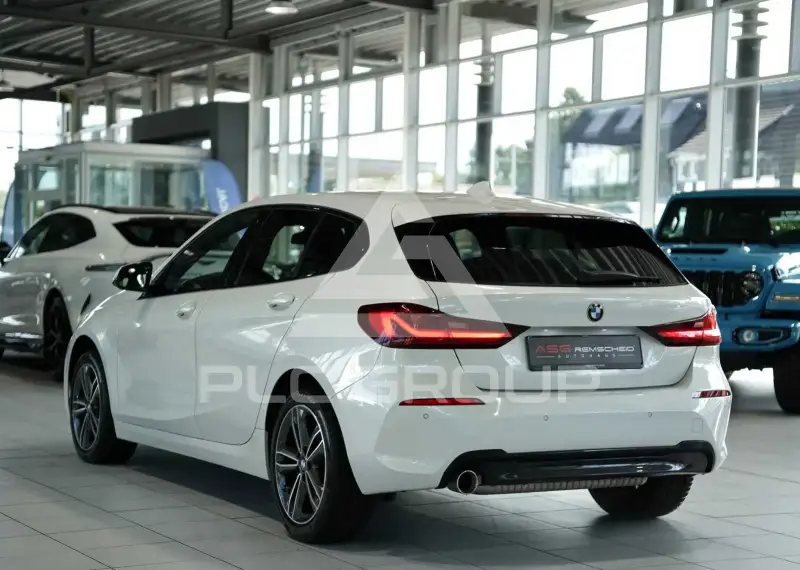 2021 BMW 120