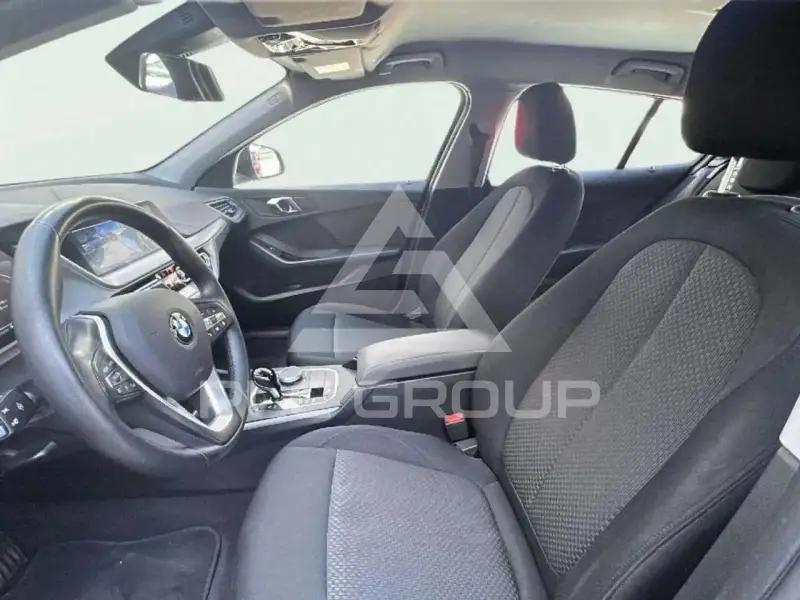 2021 BMW 120