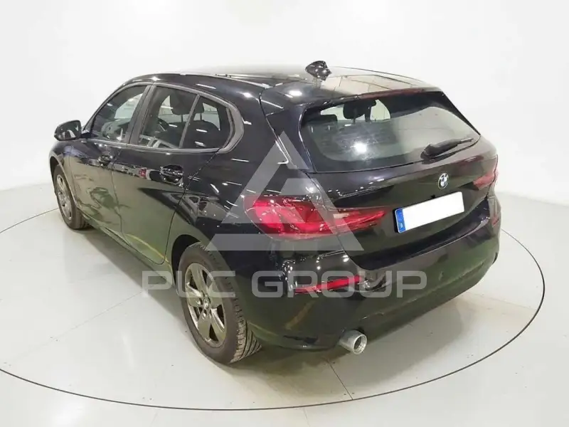 2021 BMW 120