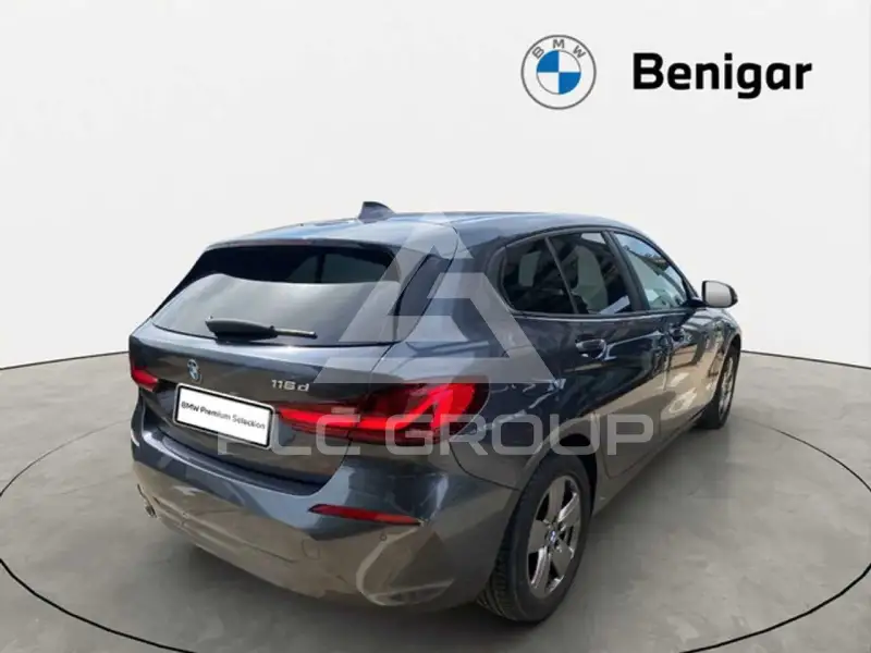2021 BMW 120