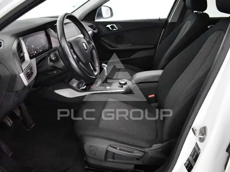 2021 BMW 120