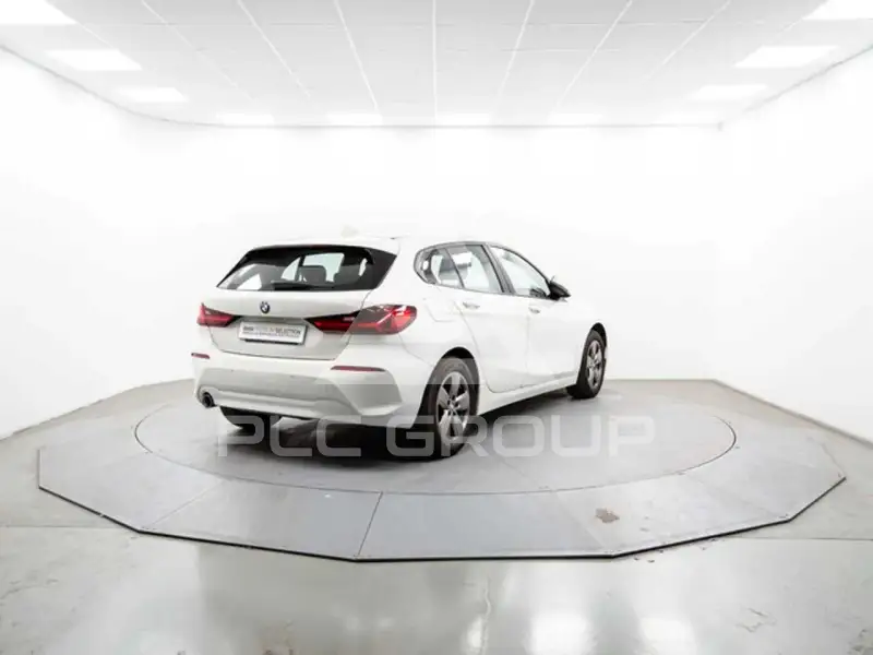 2021 BMW 120