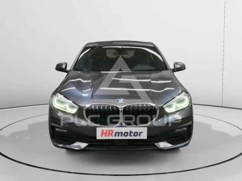 2021 BMW 120