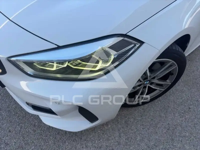 2021 BMW 120