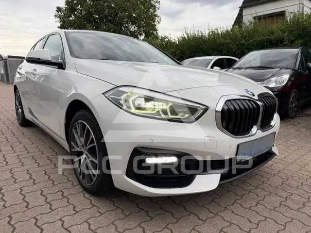 2021 BMW 120