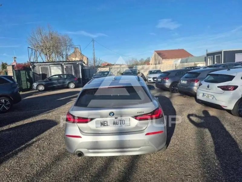 2021 BMW 120