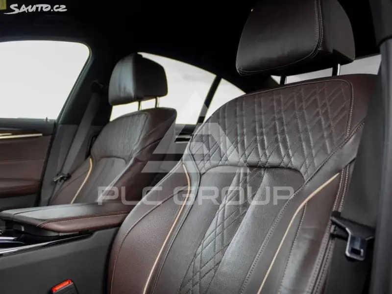 2021 BMW 120