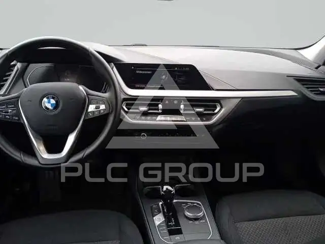 2021 BMW 120
