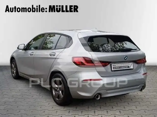 2021 BMW 120