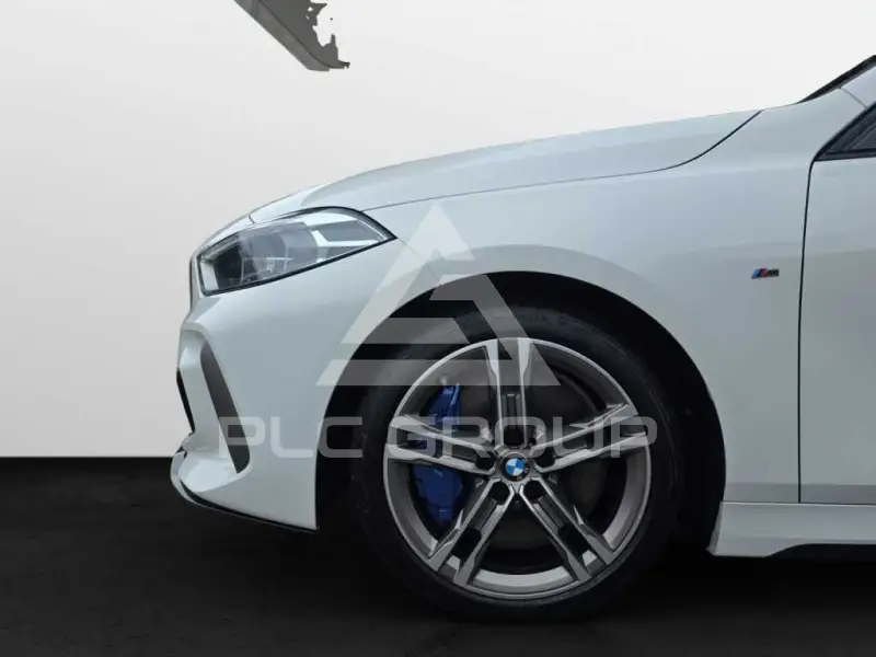 2021 BMW 120