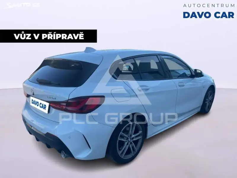 2021 BMW 120