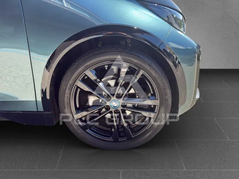 2021 BMW 120