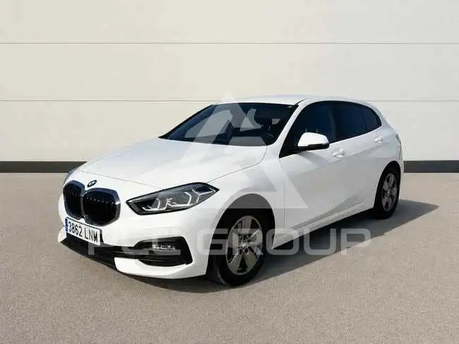 2021 BMW 120