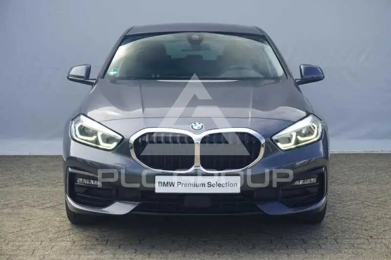 2021 BMW 120