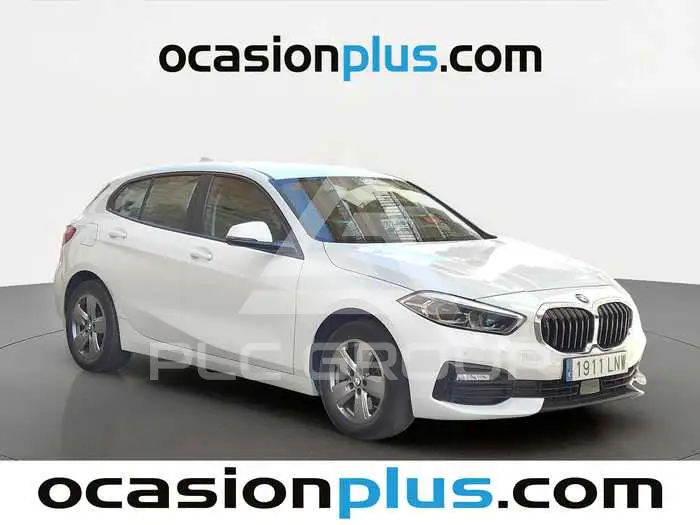2021 BMW 120