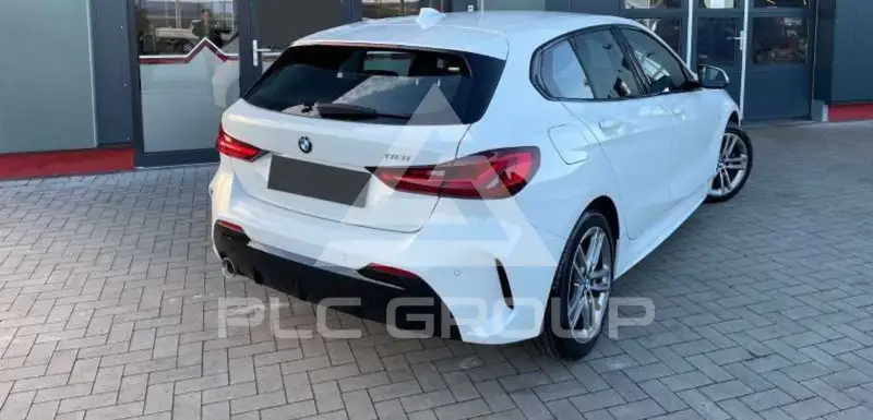 2021 BMW 120