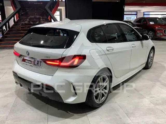 2021 BMW 120