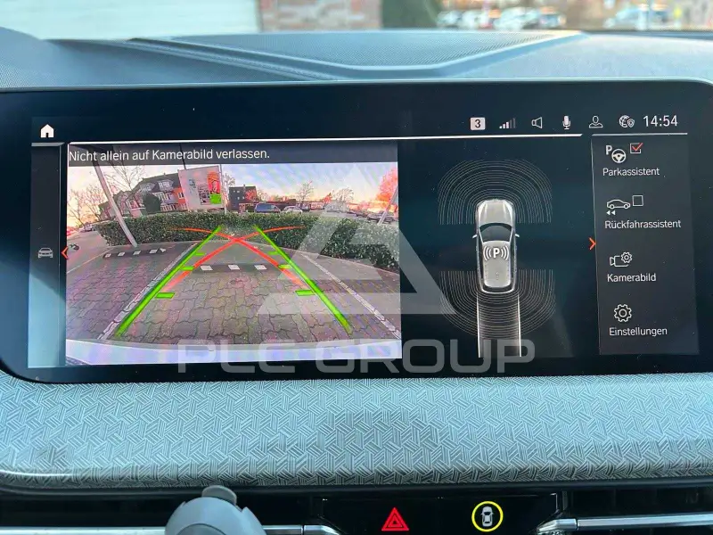 2021 BMW 120