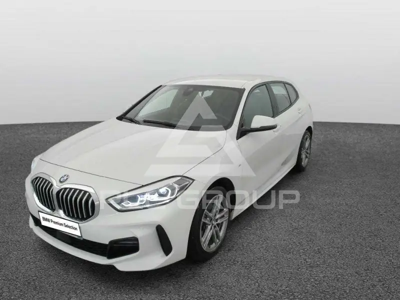 2021 BMW 120