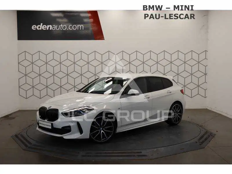2021 BMW 120
