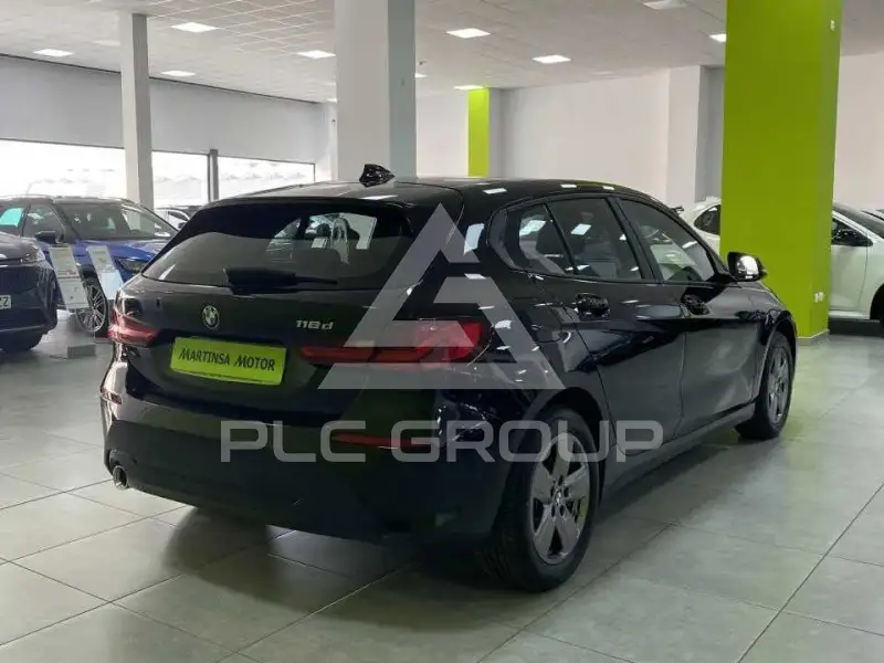 2021 BMW 120
