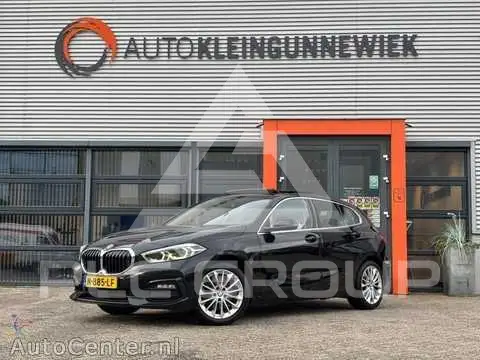 2021 BMW 120