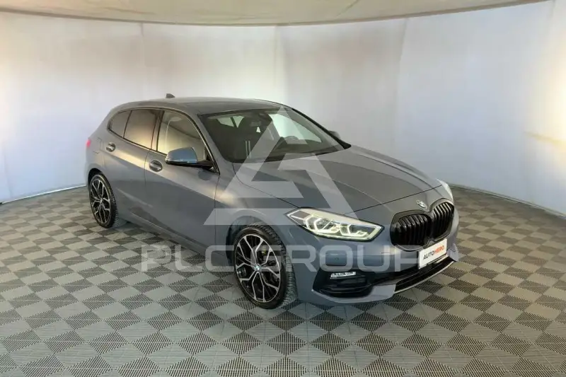 2021 BMW 120