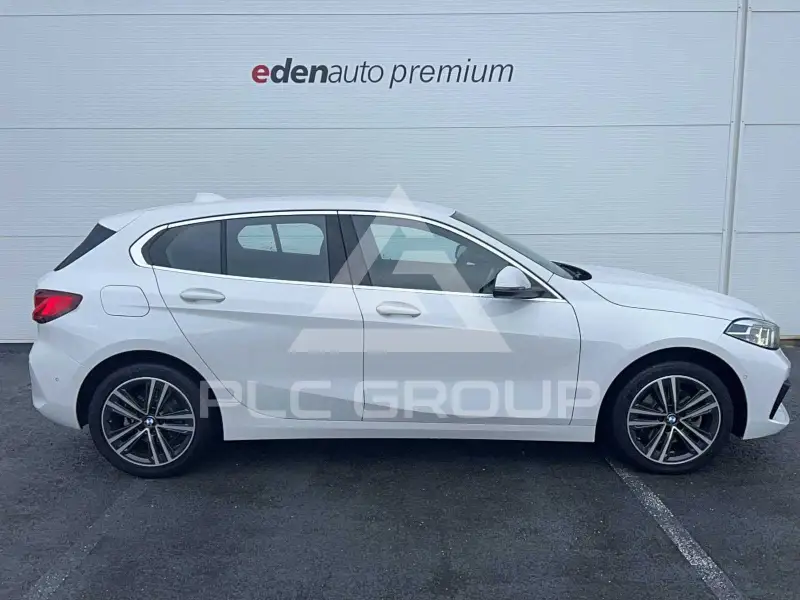 2021 BMW 120