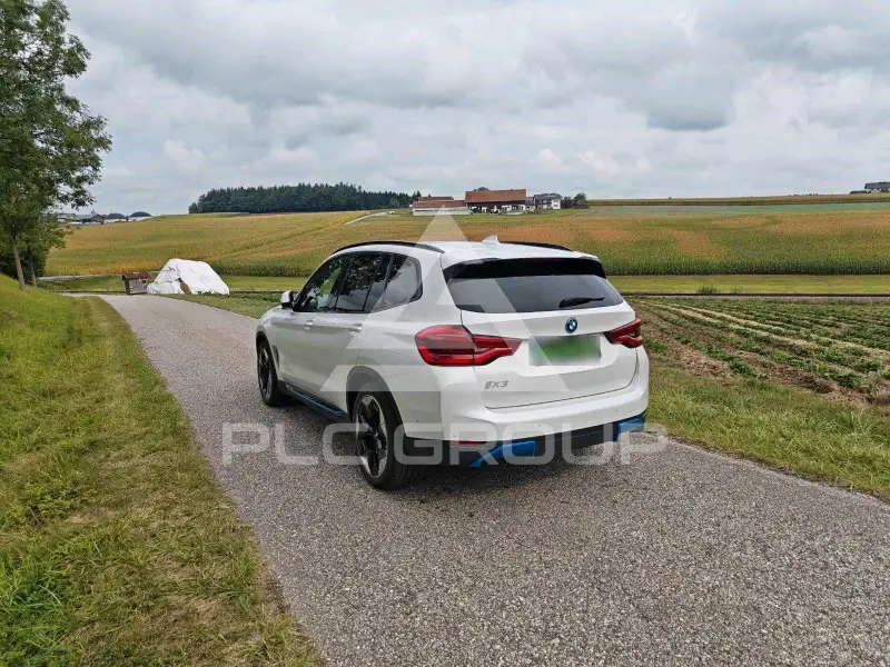 2021 BMW iX