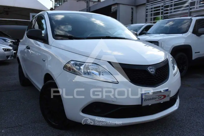 2021 Lancia YPSILON