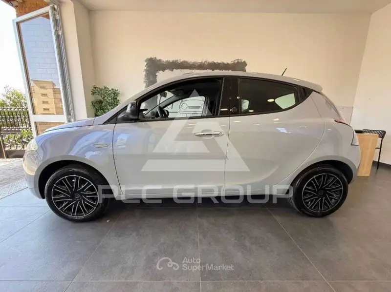 2021 Lancia YPSILON