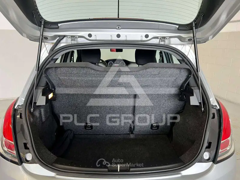 2021 Lancia YPSILON
