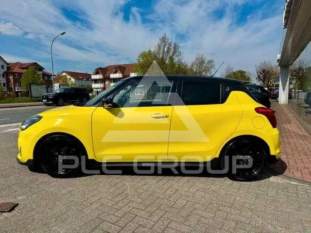 2021 Suzuki SWIFT