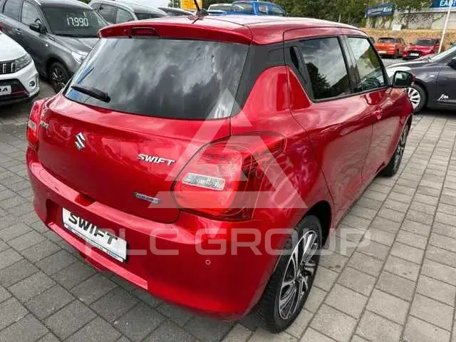 2021 Suzuki SWIFT