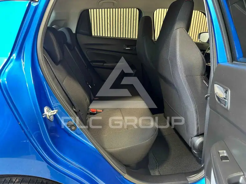 2021 Suzuki SWIFT
